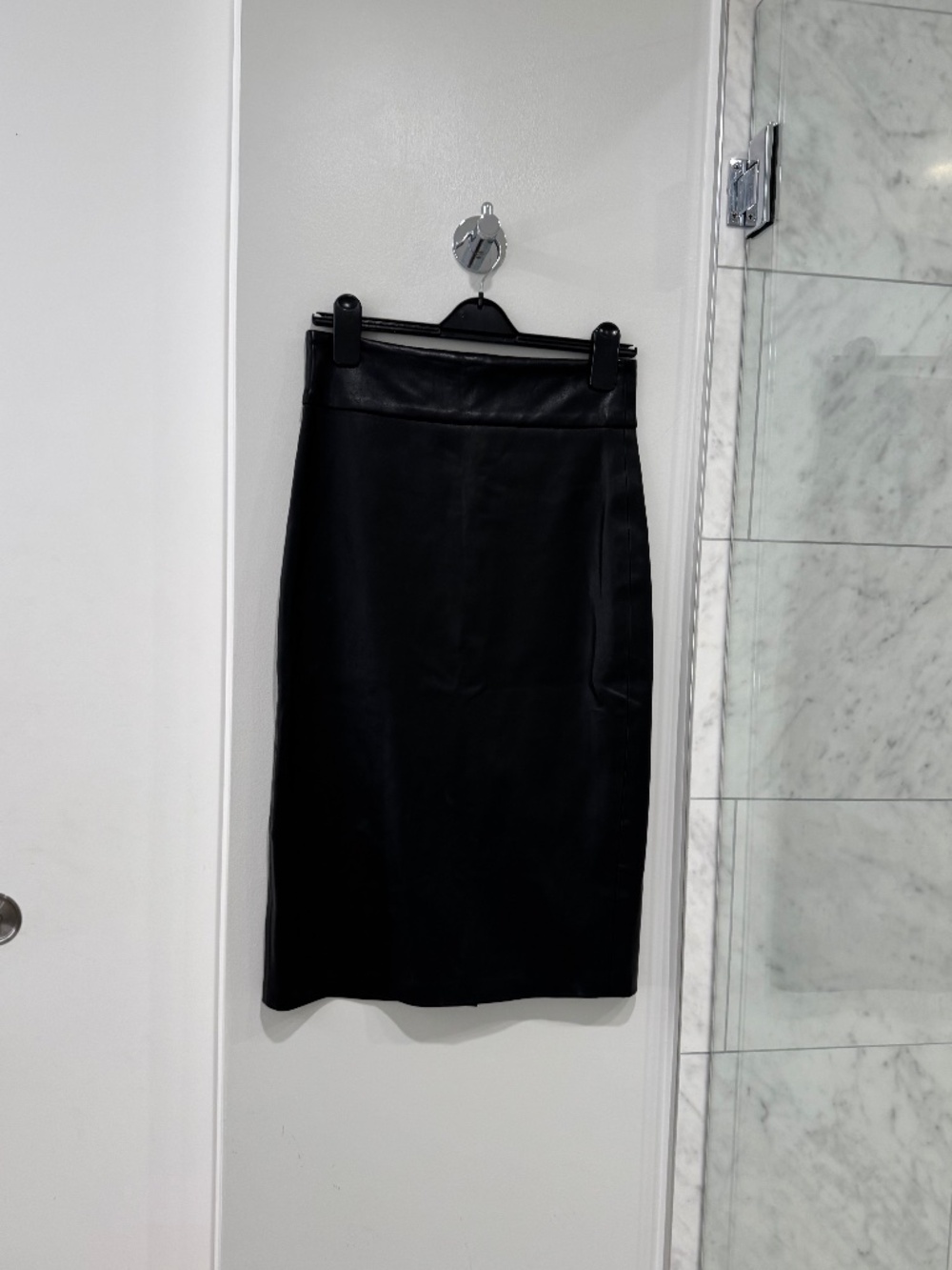 Enza Costa black vegan leather skirt sz 1